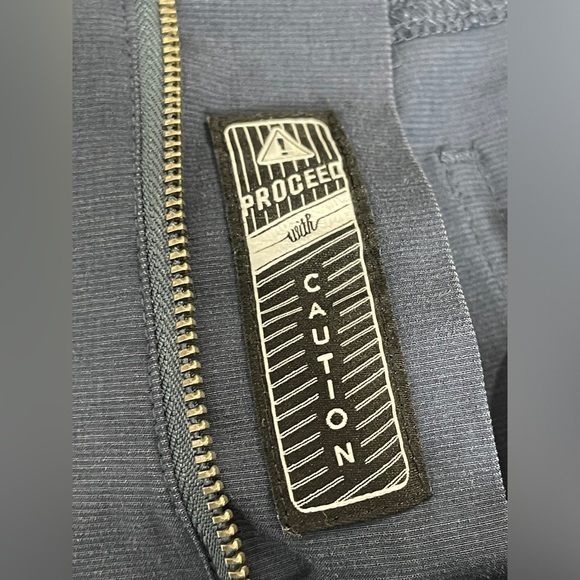 Travis Mathew Men's Slack Golf Pants Navy 38X32 - Picture 8 of 8